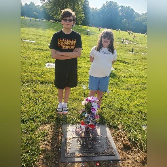 Meet your Posher, Posh - Picture 4 of 4